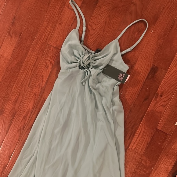 NWT beautiful light green dress multiple sizes available - Picture 3 of 4